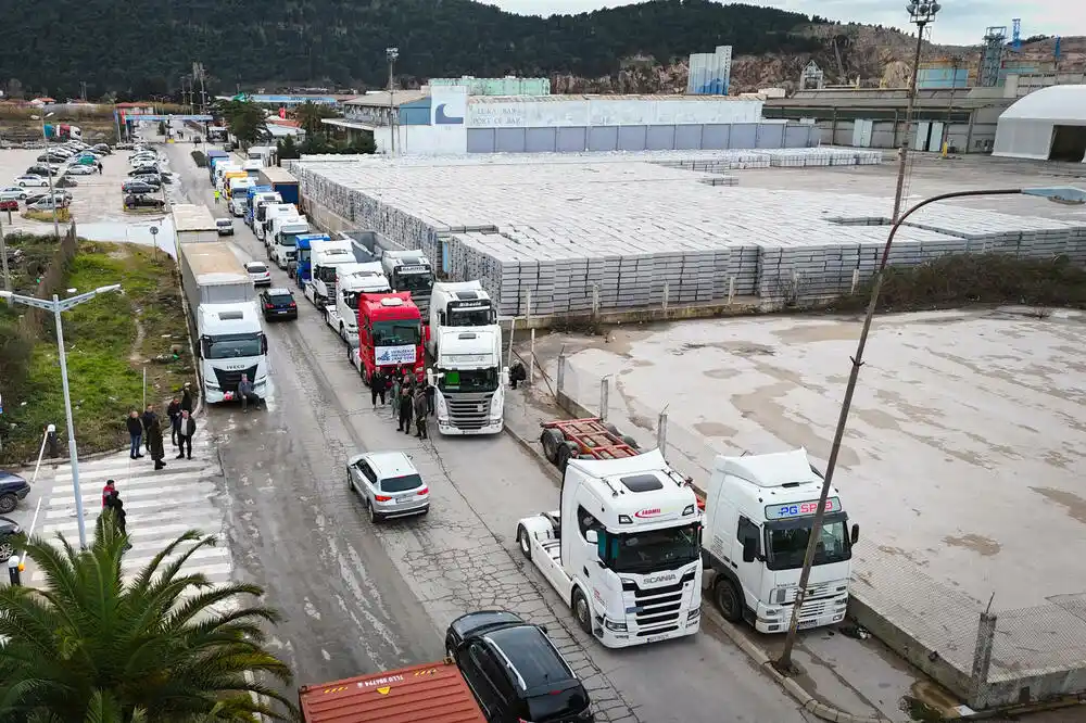 „Luka Bar“: Blokada će nanijeti veliku štetu, gubici u poslovanju teško nadoknadivi