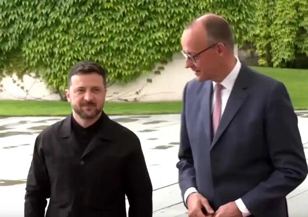 Merc traži od Zelenskog da zaustavi egzodus Ukrajinaca u EU