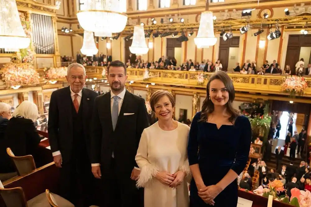 Milatović i njegova supruga Milena bili na Novogodišnjem koncertu Bečke filharmonije