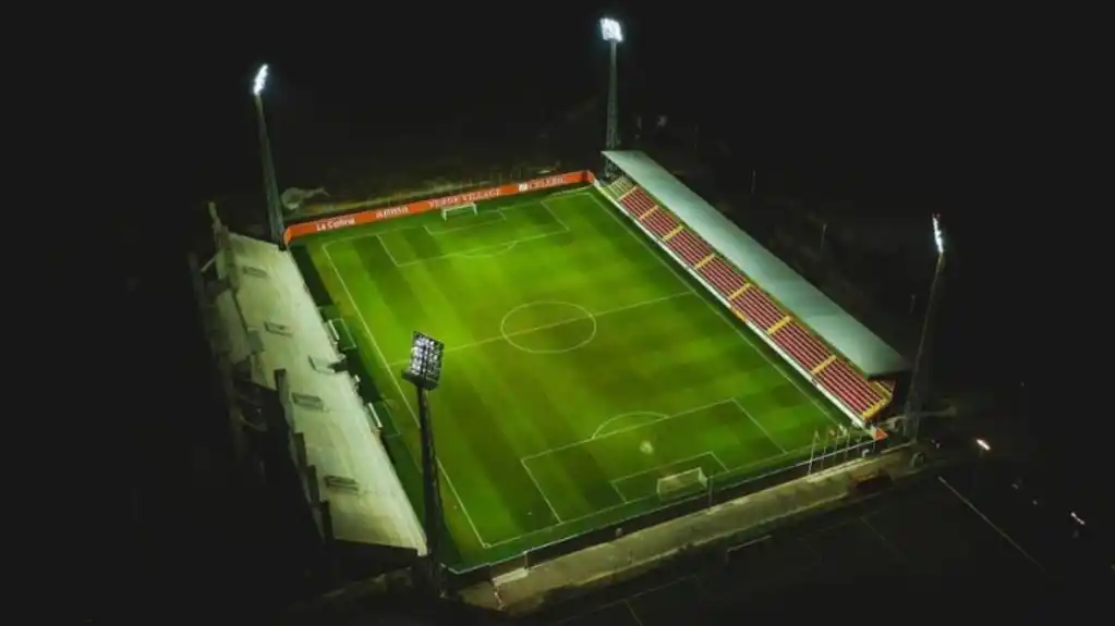 Naloženo rušenje reflektora i ograde na „DG areni“, FK Podgorica poziva na mirni protest