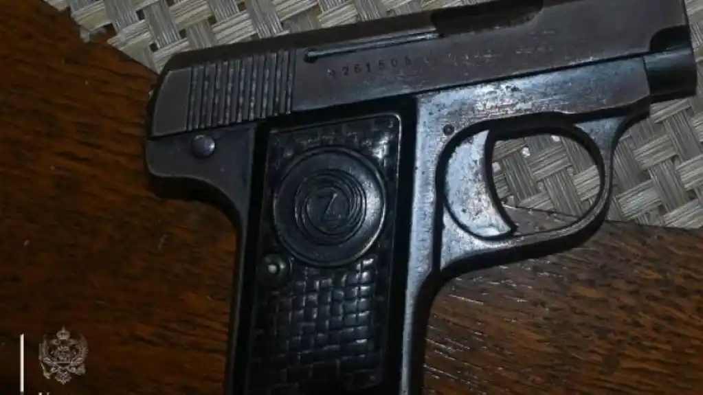 Nikšićan: Uhapšen osumnjičeni za nasilje u porodici, pronađen i oduzet pištolj