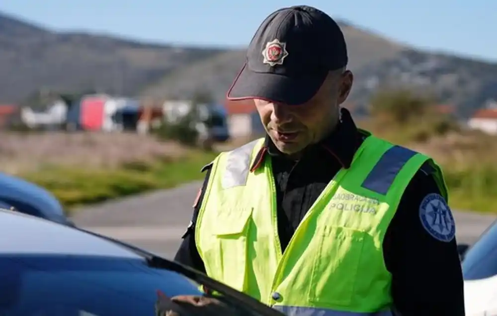 Novajlije bježe iz policije? Odustaju od policijske karijere jer su radno angažovani van mjesta boravka