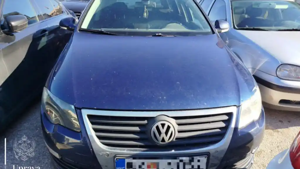 Oduzet „pasat“ od Nikšićanina