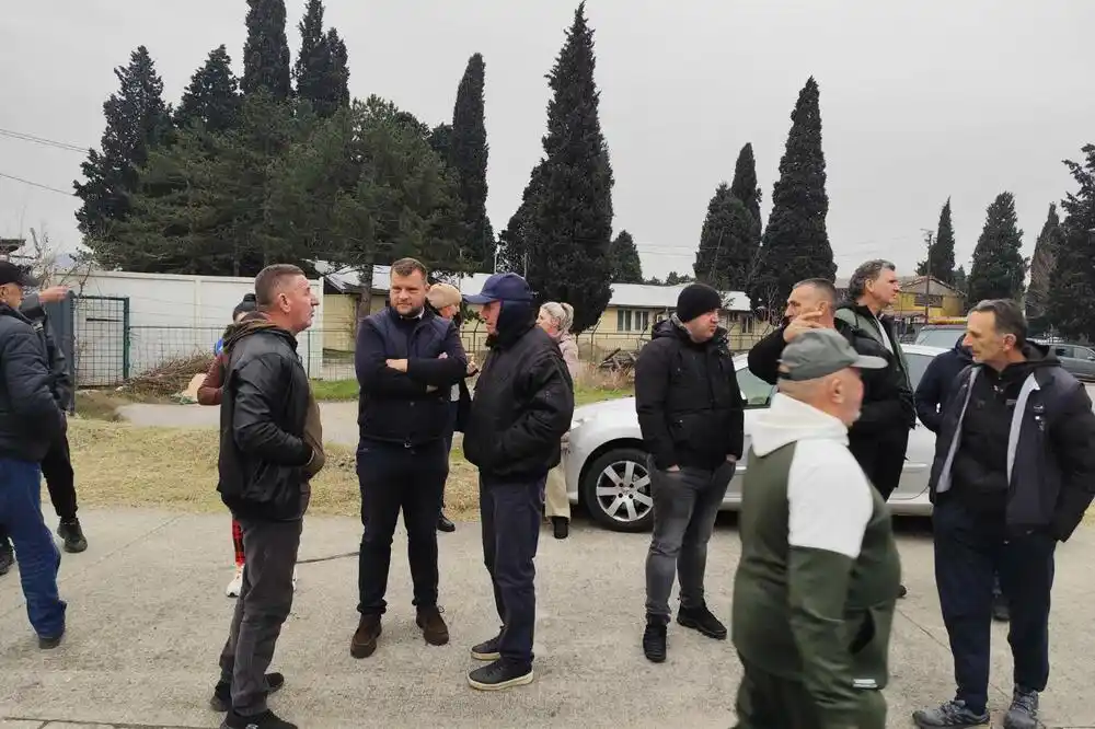 Podgorica: Mještani Botuna blokirali kružni tok kod „Vodovoda“