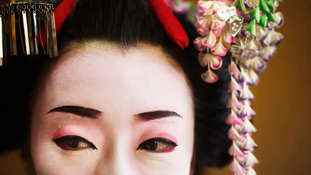 Porijeklo ajlajnera: Neobična istorija kajala, tradicije stare hiljade godina