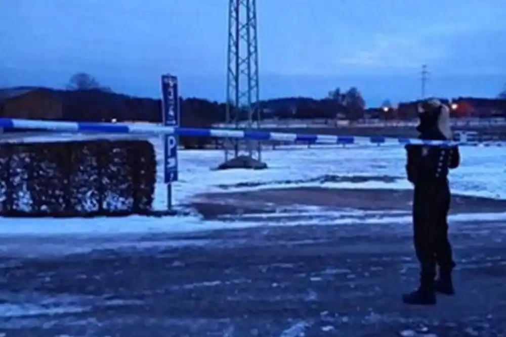 Pronađena mrtva beba u snijegu