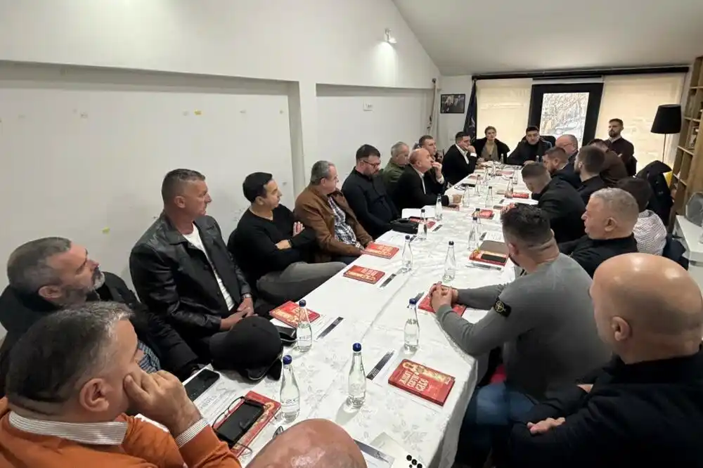 SCG: Očekujemo da srpske stranke napuste Vladu ukoliko Spajić odbije inicijative DNP-a, PES se kreće stazama Đukanovića