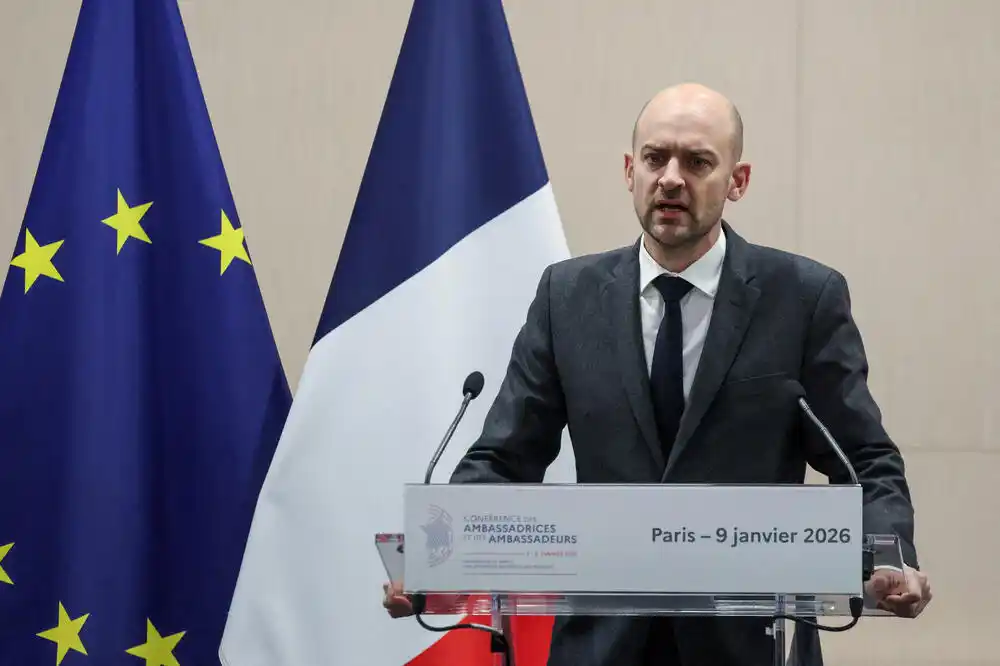 Šef francuske diplomatije pozvao SAD da prekinu sa ucjenjivanjem oko Grenlanda