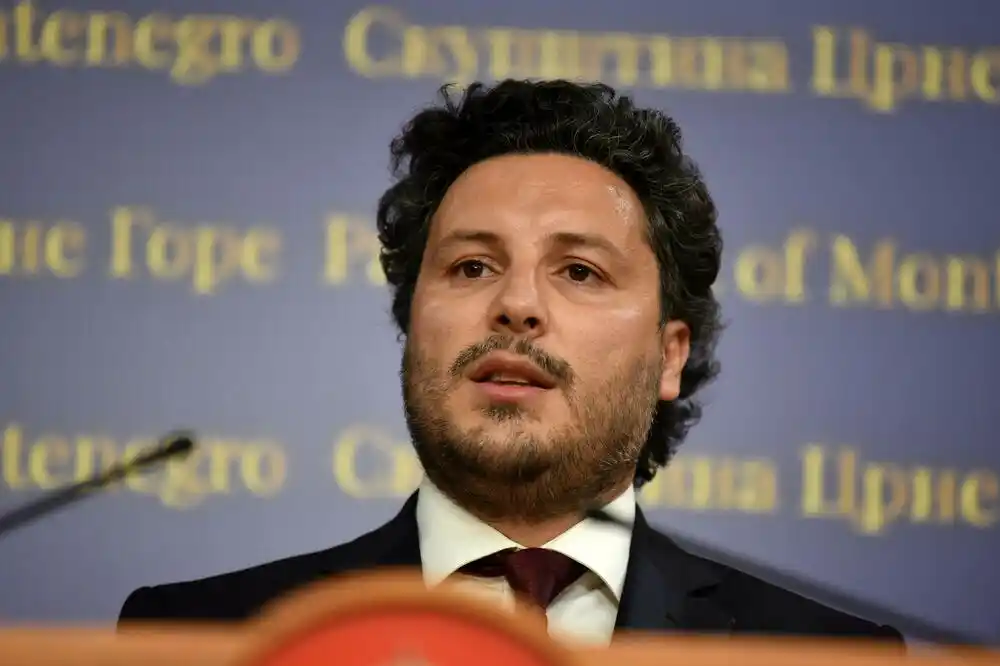 Abazović: Vladi istekao rok, potrebno okupljanje svih poštenih ljudi kojima je do razvoja Crne Gore