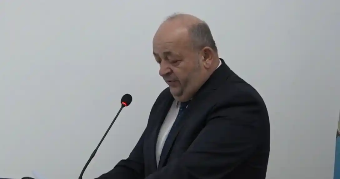 Agović ponovo izabran za predsjednik Opštine Petnjica, odbornici opozicije napustili sjednicu SO