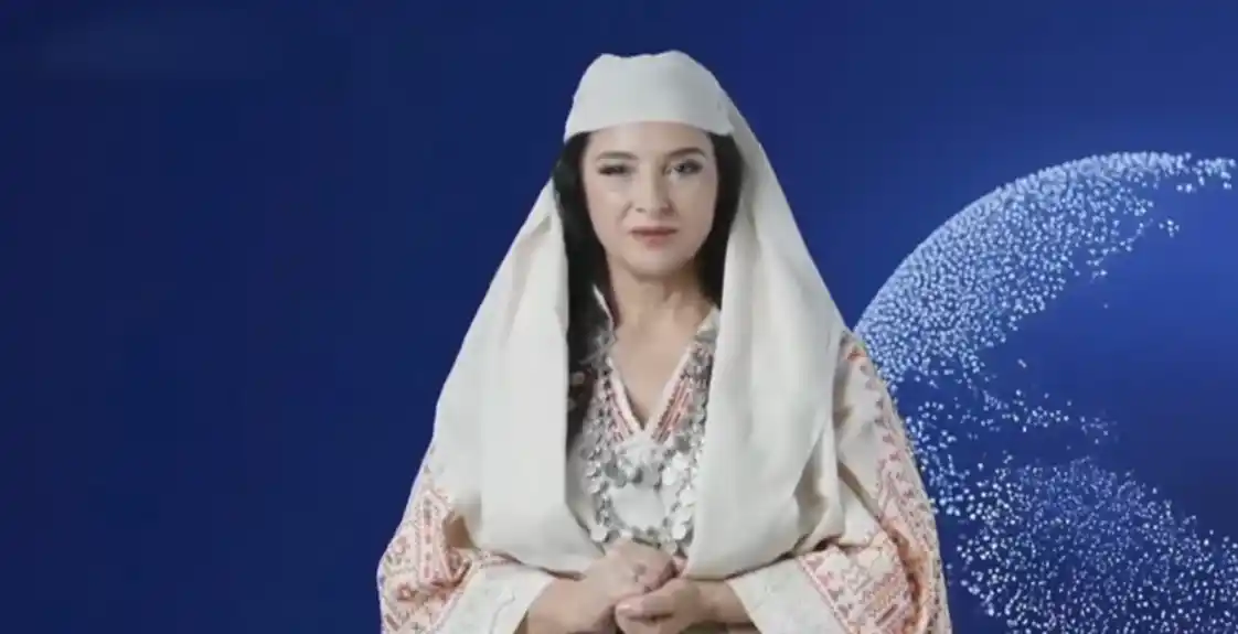 Albanska virtuelna ministarka Diela nagrađena na Samitu svetskih vlada u Dubaiju