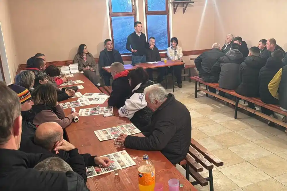 Bečić: Nema veće izdaje države od toga da se narod ciljano dijeli i svađa, da se podjele pretvore u alat vlasti…