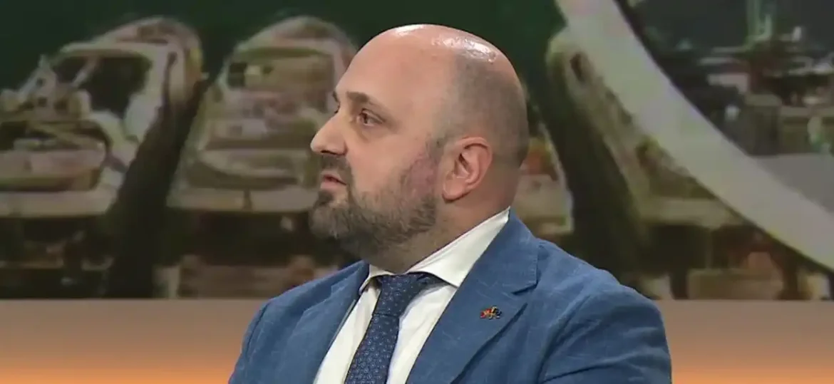 Božović: Mandić i Knežević nikada nisu tražili da ih pomilujem za “državni udar”!