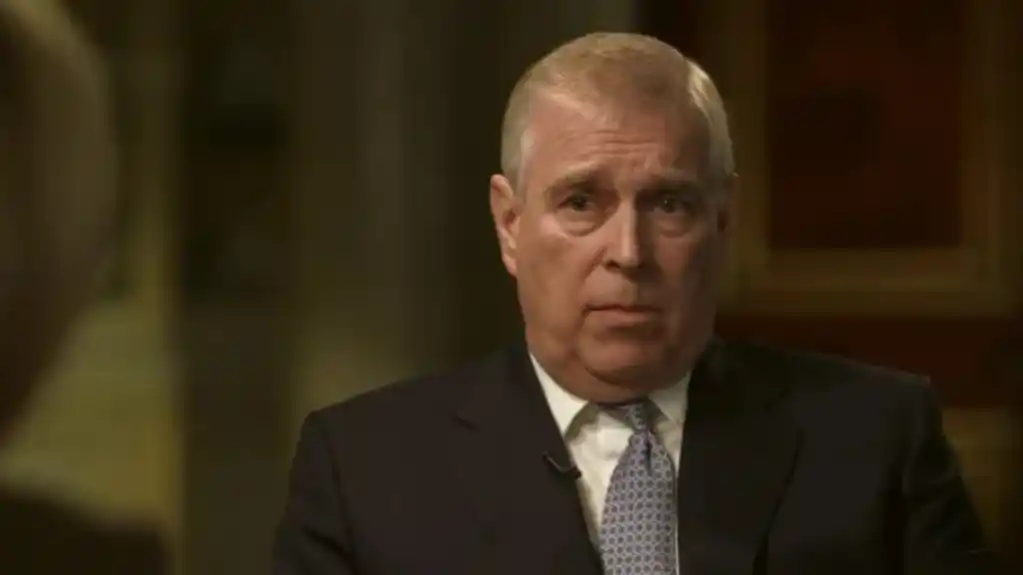 Britanski poslanici odobrili objavljivanje poverljivih dokumenata u vezi sa bivšim princom Endruom