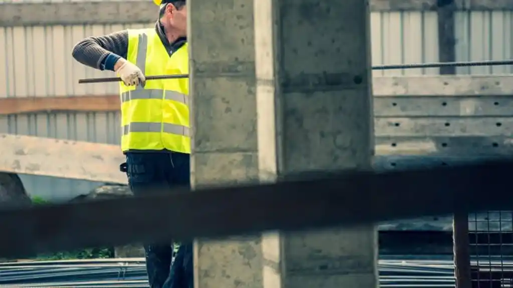 Crna Gora u 2025. zaposlila više od 40 hiljada stranih radnika iz preko 100 zemalja; Knežević: Potrebna reforma obrazovanja