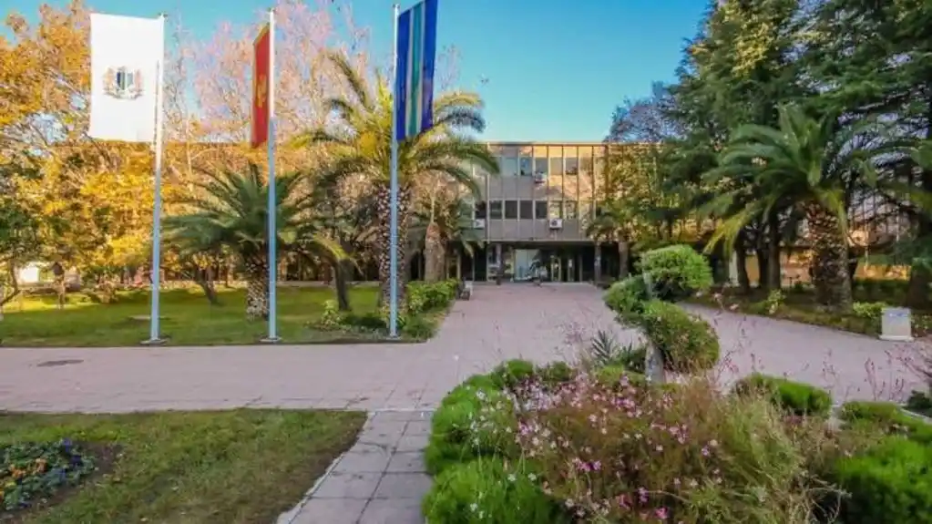 Crnogorska porodica iz Berlina podržala Opštinu Bar povodom Međunarodnog dana socijalne pravde