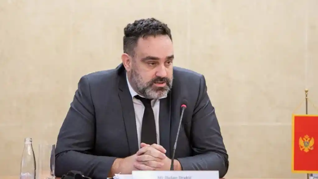 Drakić: Funkcioneri sumnjivu imovinu prebacuju na povezana lica u inostranstvu