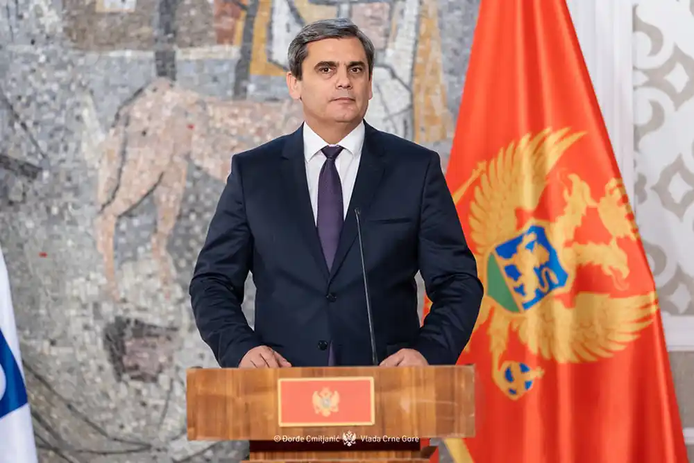 Ervinov VIP tender: 190.000 eura za avio karte, u Ameriku samo biznis klasom