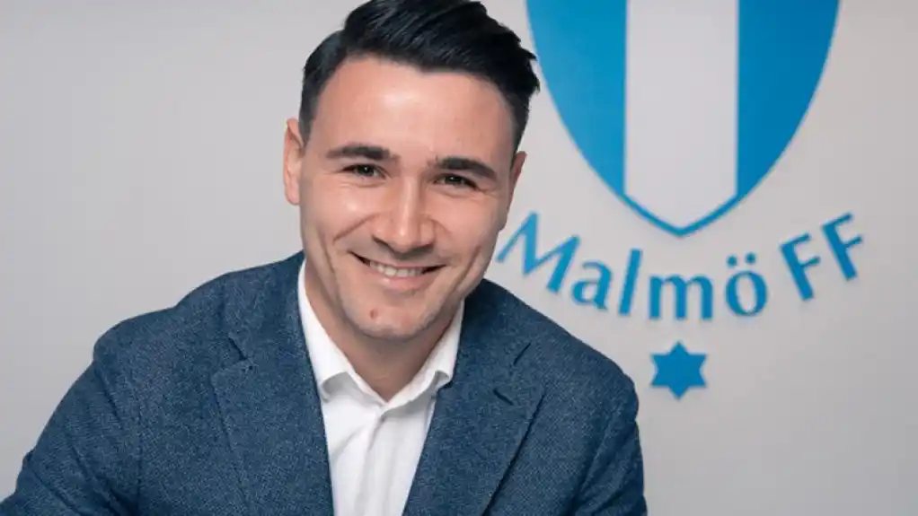 Karabeljov napustio Partizan, Malme platio obeštećenje