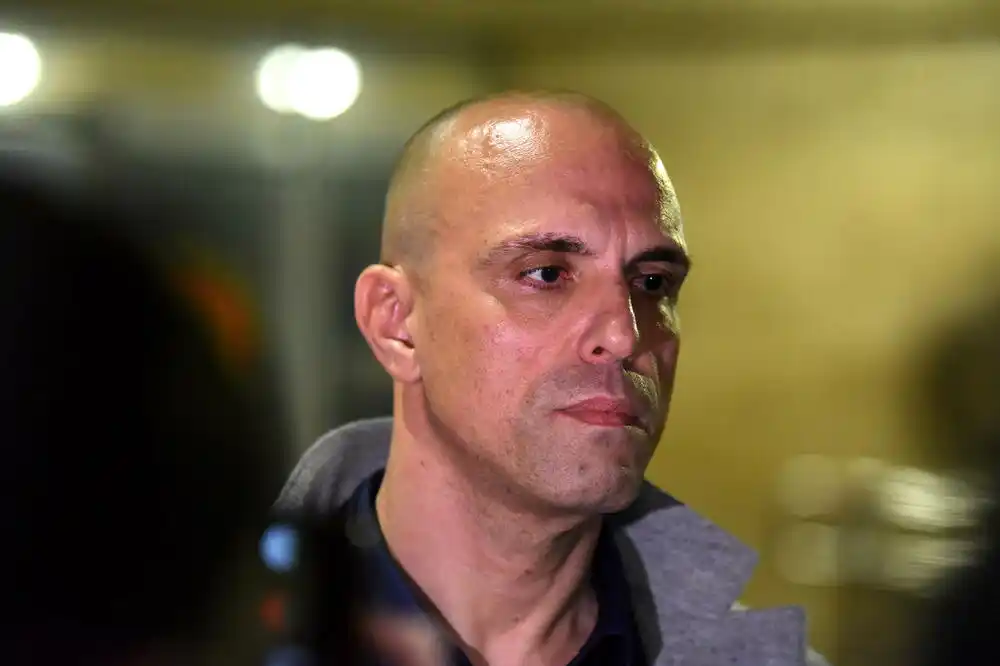 Komnenić: Lik RTCG-a grešno začet u saradnji političkih pokrovitelja bezbjednosnog sektora i botova sa Javnog servisa