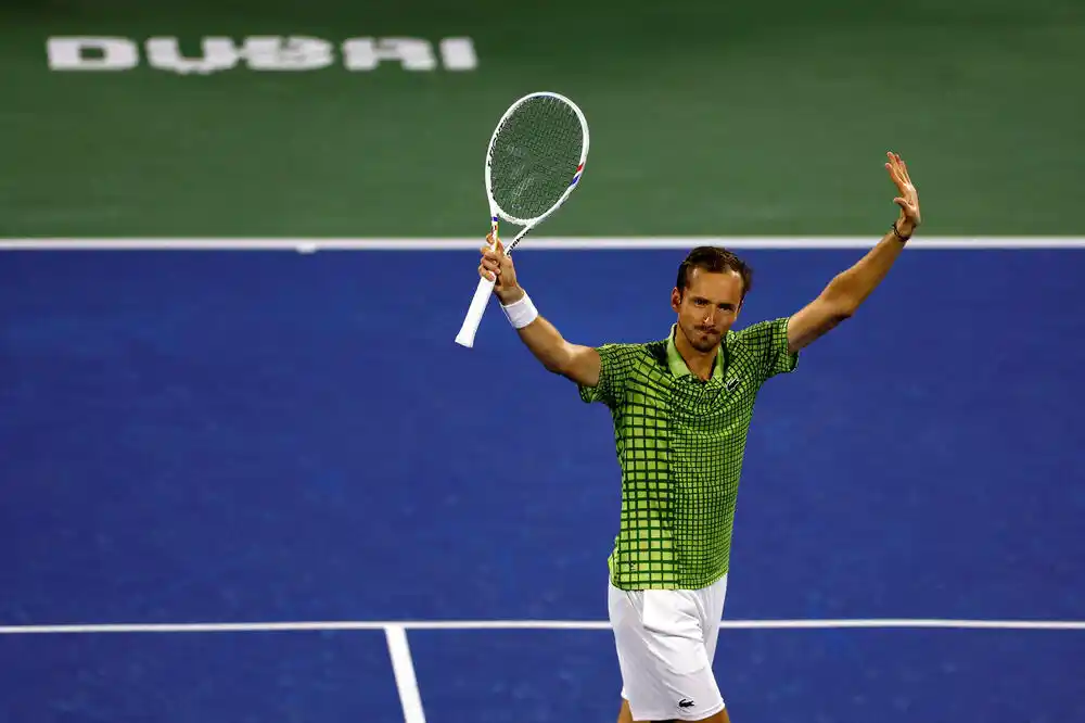 Medvedev i Grikspor u finalu turnira u Dubaiju