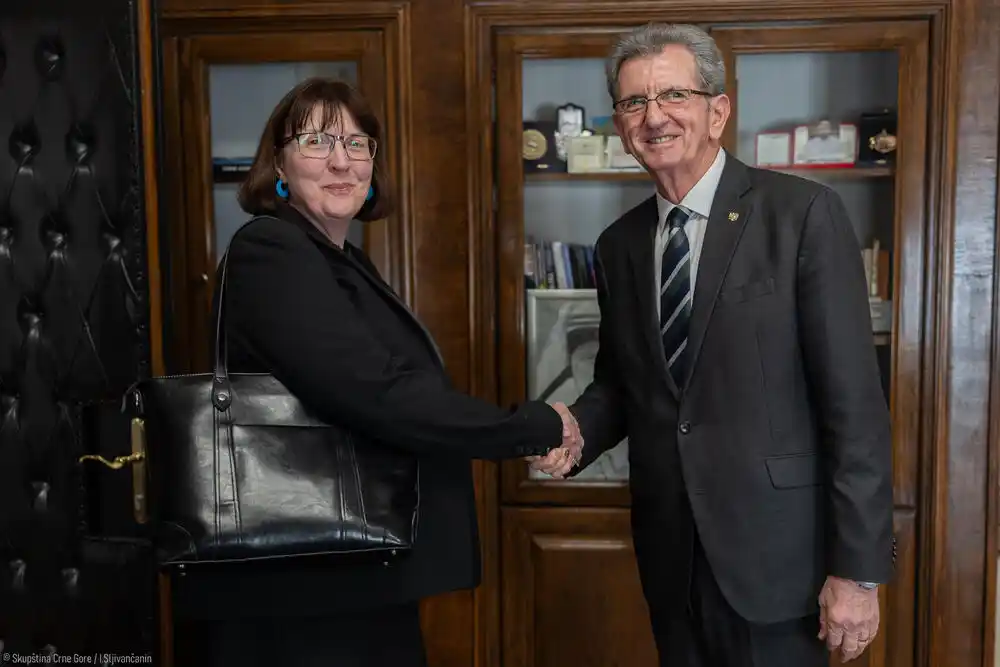 Meken: UK nastavlja da podržava Crnu Goru u procesu evropskih integracija