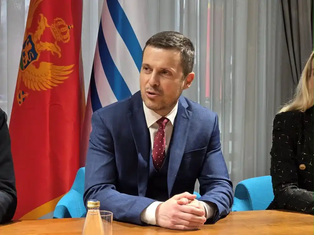 Mujović poručio Kneževiću: Ništa mu ne dugujem, neka me zaobiđe, a njegovi kadrovi neka podnesu ostavke ako su napustili vlast u Podgorici!