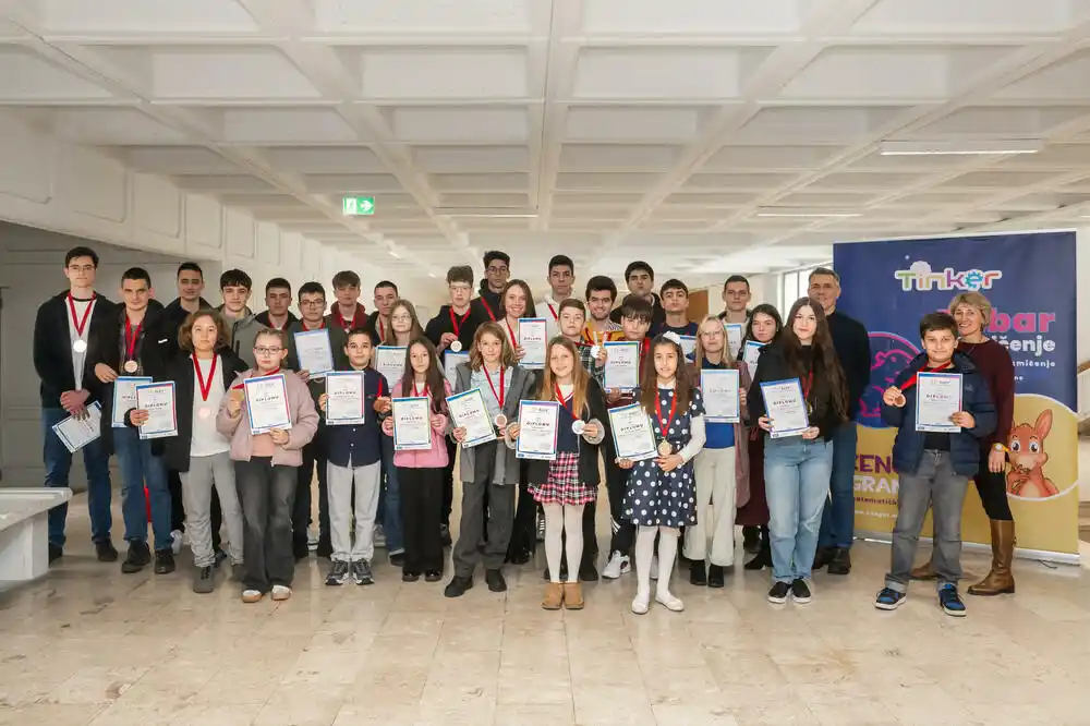 NVU Tinker: Dodijeljene medalje najuspješnijim učesnicima takmičenja iz oblasti računarskog razmišljanja