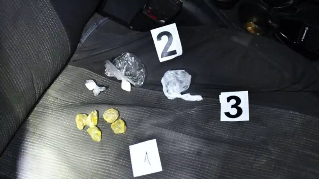 Osamnaestogodišnjak osumnjčen za prodaju droge u Budvi