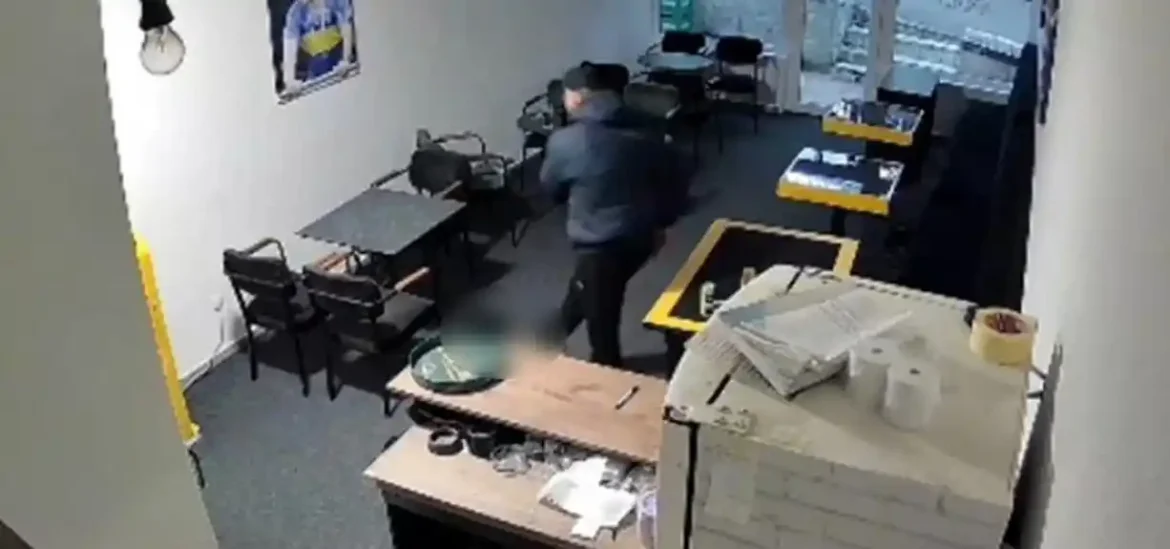 Osuđen nasilnik koji je pretukao djevojku u beranskom kafiću, ide u zatvor: Oglasila se i Dejana, kaže da je Vaso bio ubijeđen da će ga osloboditi