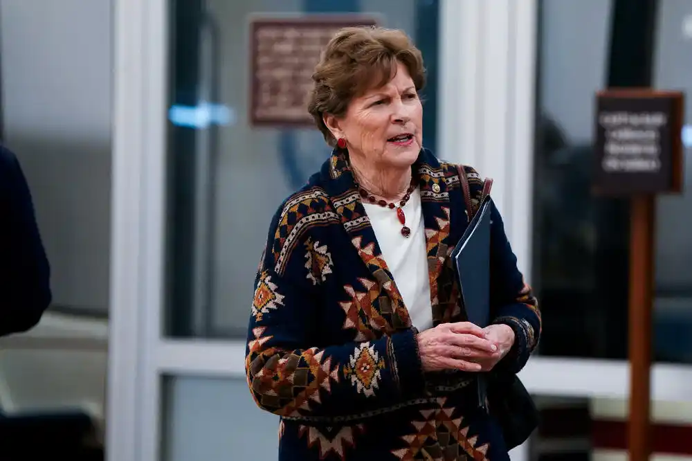 Šahin: Trampova administracija treba da se stidi zbog ukidanja sankcija Dodiku