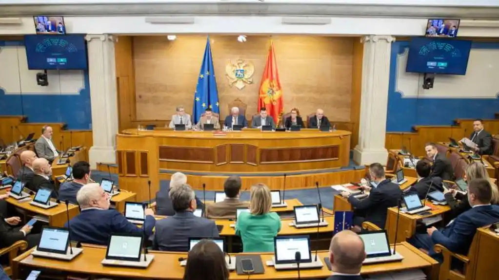 Skupštinska administracija raste, budžet povećan za 1,6 miliona eura