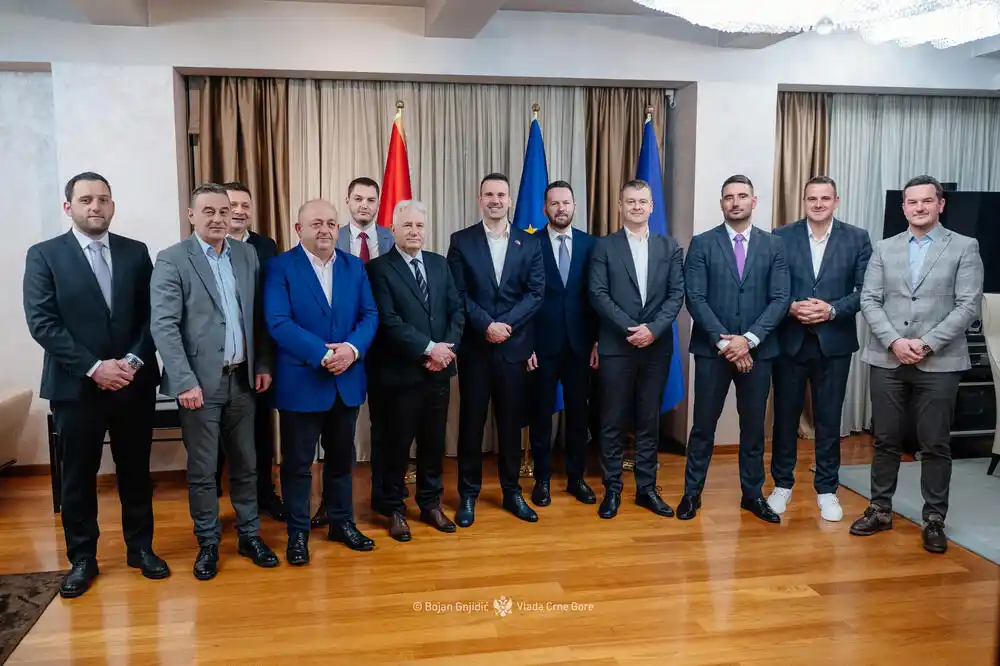 Svađe u koalicijama drmaju neke fotelje: Čelnicima više opština mandati ističu prije lokalnih izbora 2027.