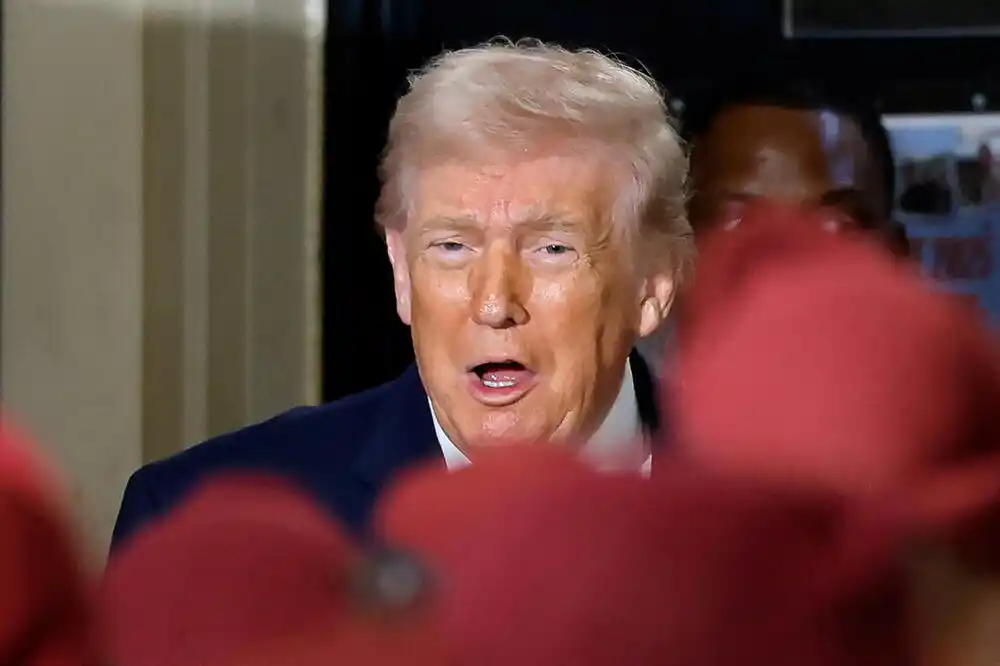 Tramp nazvao Njusoma „gubitnikom“: „Njegova država je otišla dođavola…“