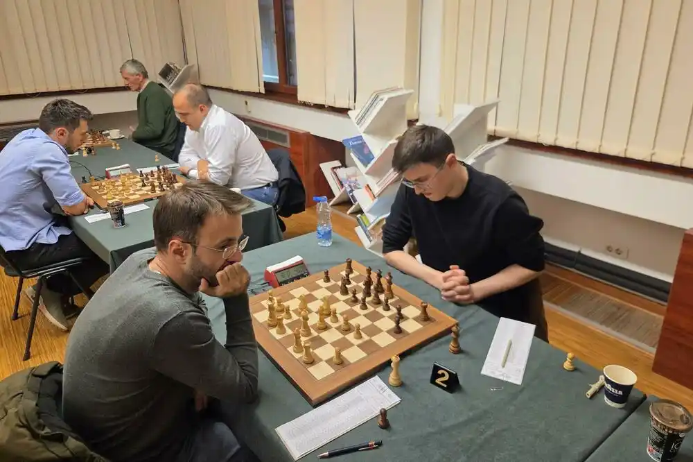 Đukić i Kadrić na čelu tabele uoči dva posljednja kola