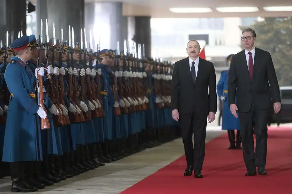 Vučić: Pričao sam s Amerikancima da razgovaraju sa Crnom Gorom, da se od Bara krene na velike i naftovode i gasovode