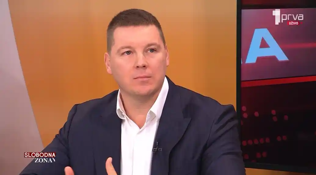 Adžić: Mislim da je ovo predstava za javnost i pokrivalica za greške u bezbjednosnom sistemu