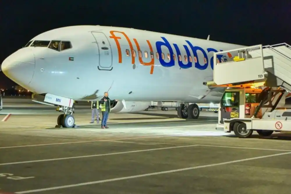 Avionom iz UAE u Skoplje stigao 151 putnik, među njima po jedan državljanin Crne Gore, Srbije i BiH