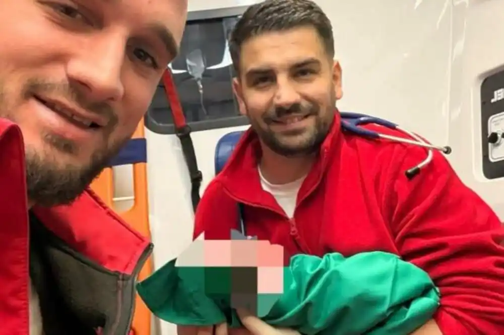 Ekipa Hitne pomoći uspješno obavila porođaj u selu kod Bijelog Polja