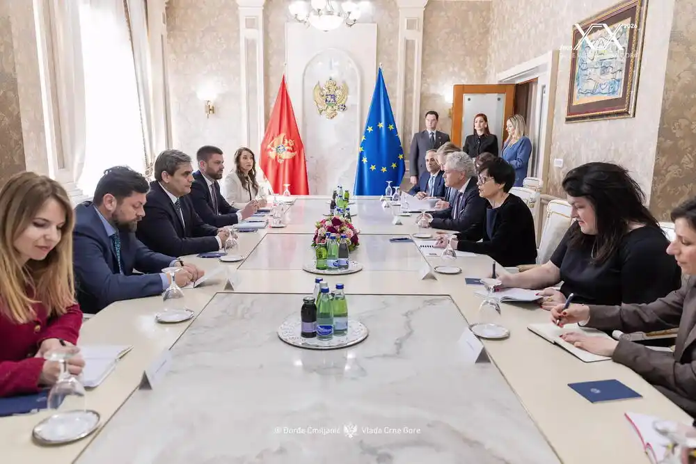 Kos: Crna Gora treba da zadrži dinamiku i osigura kontinuitet reformi, neophodnih za punopravno članstvo u EU