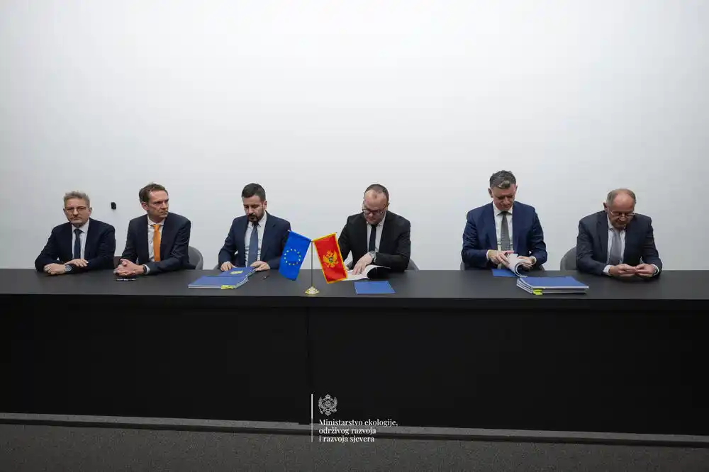 Kotoru i Tivtu 13,4 miliona eura granta za unaprjeđenje vodovodne i kanalizacione infrastrukture