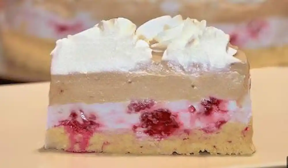 Najbrža torta bez kora i pečenja: “Lenja žena” gotova za samo 10 minuta