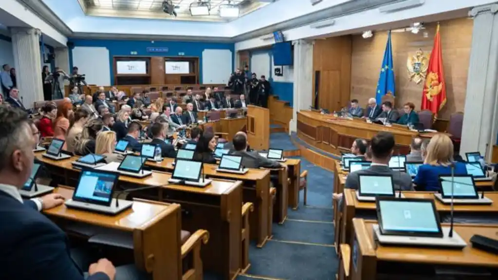 Opozicija: Novi zakoni pretvaraju Crnu Goru u “policijsku državu”; Vlast tvrdi da reforme jačaju bezbjednost