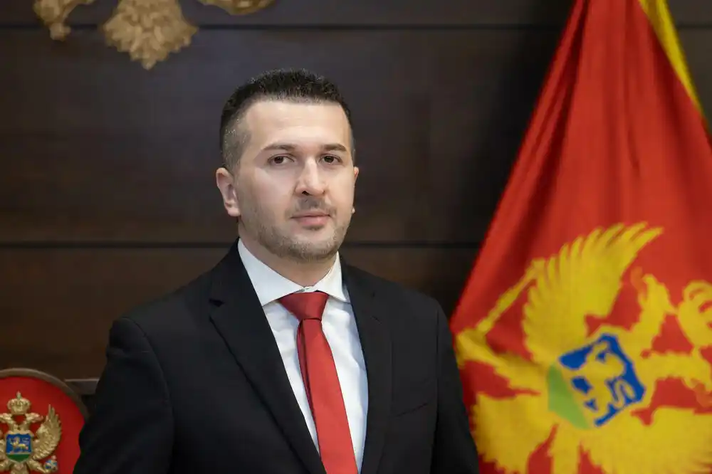 Pejović: Sastanak koji je organizovao Spajić jasan znak da evropski put Crne Gore zahtijeva fokus, odgovornost…