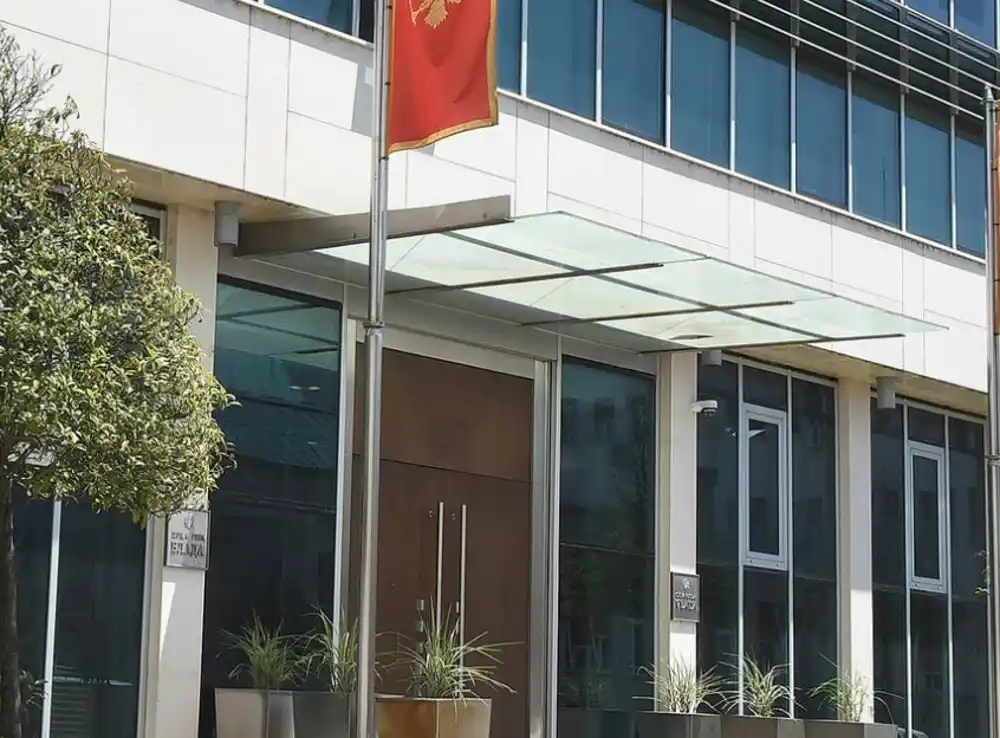 Rezime sastanka parlamentarne većine: Očekuje se izbor novih ministara, neophodno koordinisano djelovanje većine radi ispunjavanja svih ciljeva