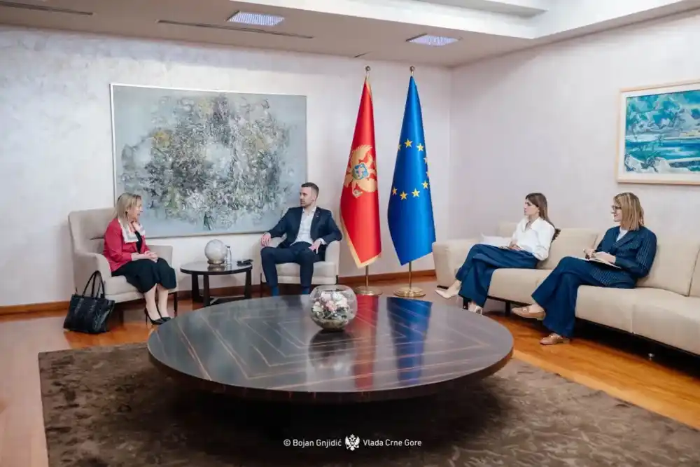 Spajić sa francuskom ambasadorkom: Odlična saradnja dvije zemlje u oblasti odbrane i zdravstva osnova su za dugoročno partnerstvo