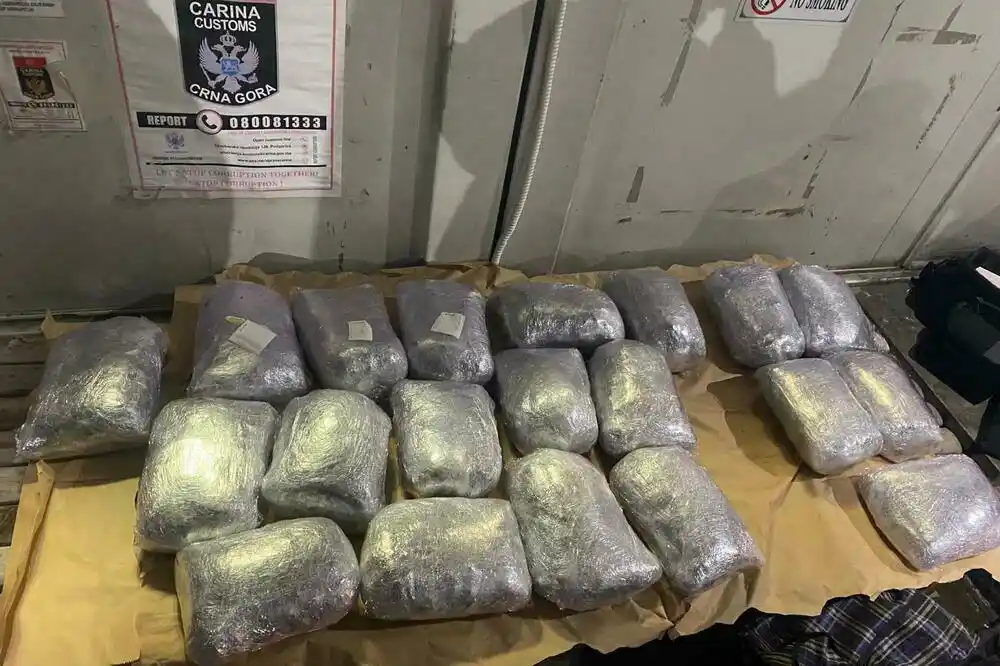 Tokom 2025. zaplijenjeno oko 410 kilograma droge, najmanje u poslednjih deset godina