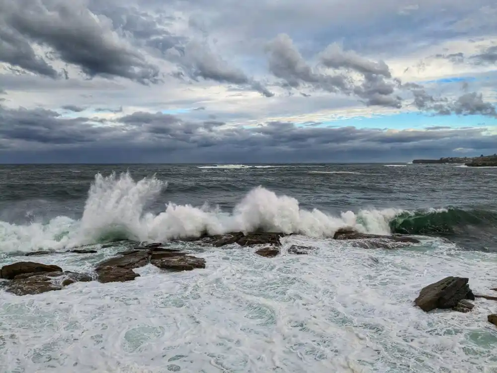 Danas promjenljivo oblačno, moguća kratkotrajna kiša