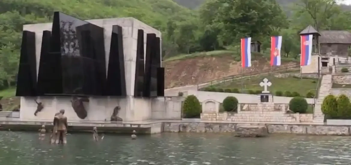 U Starom Brodu kod Višegrada: Služen parastos za više od 6.000 srpskih žrtava ustaške Crne legije