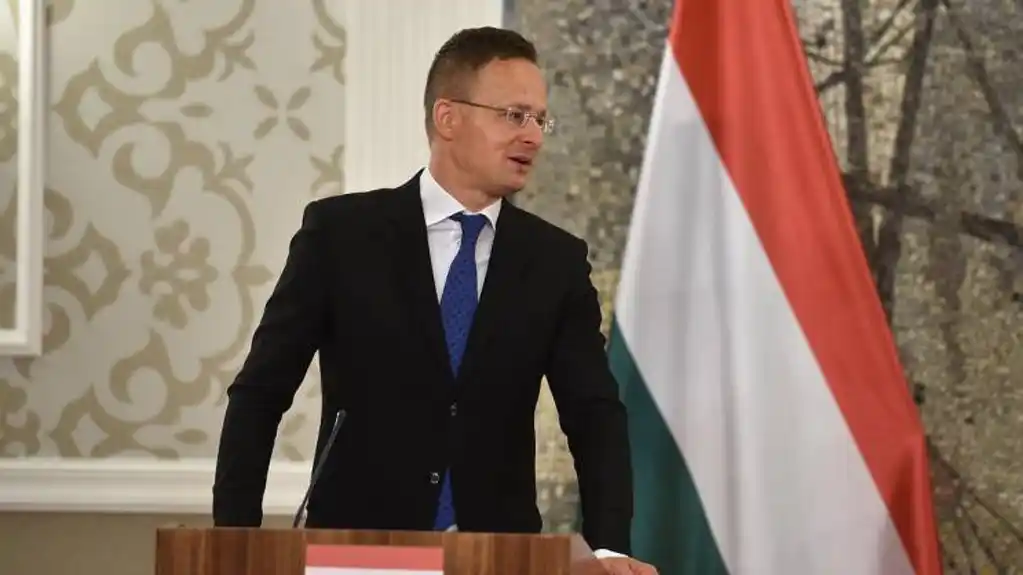 Vašington post: Sijarto godinama Rusiji prenosio poverljive informacije o EU